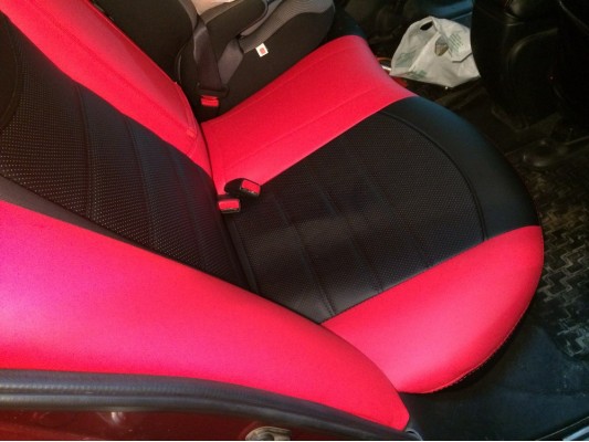 Авточехлы на Honda Civic 8 4D