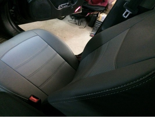 Авточехлы на Hyundai Santa Fe