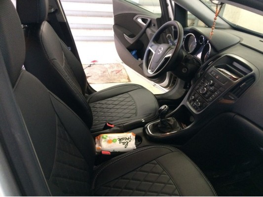 Авточехлы на Opel Astra J