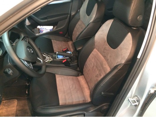 Каркасные авточехлы на Skoda Octavia A7 FL