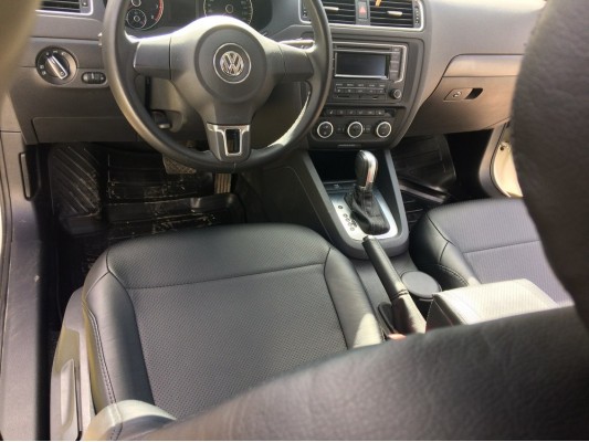 Каркасные авточехлы на Volkswagen Jetta