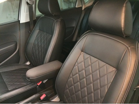 Каркасные авточехлы на Volkswagen Polo