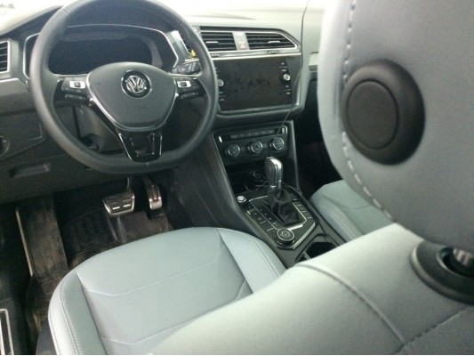 Каркасные авточехлы на Volkswagen Tiguan 2 поколения